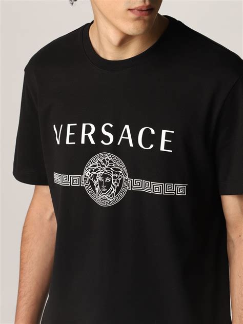 t shirt versace in discoteca|Men's Versace T.